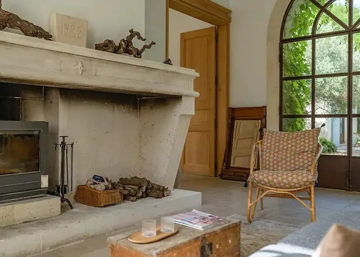 Provencal With Pool In Feriehus Montferrier-sur-Lez